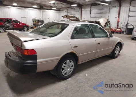 2001 Toyota Camry Le from USA, damaged, VIN 4T1BG22K11U794169